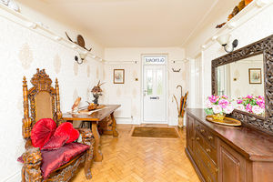 Photo 9- click for photo gallery